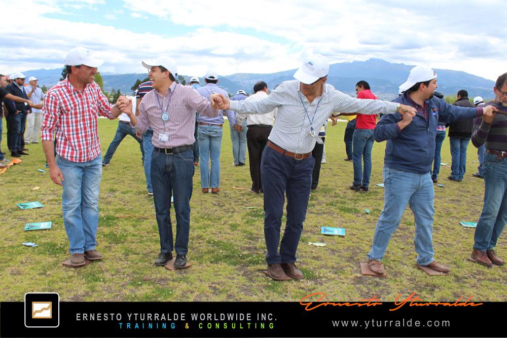 Team Building Honduras Talleres de Cuerdas Bajas | Team Building Empresarial para el desarrollo de equipos de trabajo